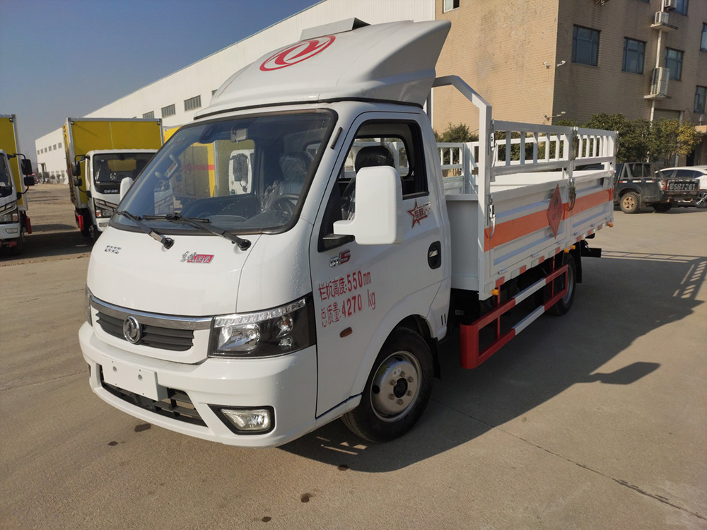 大途逸柴油4米氣瓶車